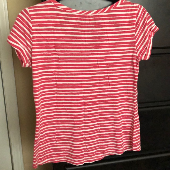 GAP women’s red and white striped short-sleeve top - Picture 2 of 2
